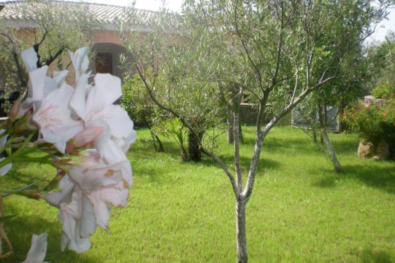 Sisula Country Hotel & Spa 奥罗塞伊 外观 照片